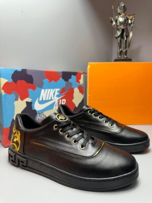 Versace | Siyah Deri Sneaker Gold Detaylı & Özel Taban Tasarımı 2025