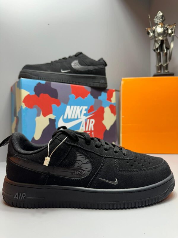 Nike | Air Force 1 Siyah Süet Sneaker Özel Desenli Logo 2025 - Görsel 4