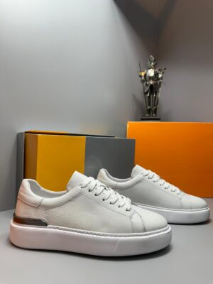 Prada | Hakiki Deri Beyaz Sneaker Metal Topuk Detaylı 2025